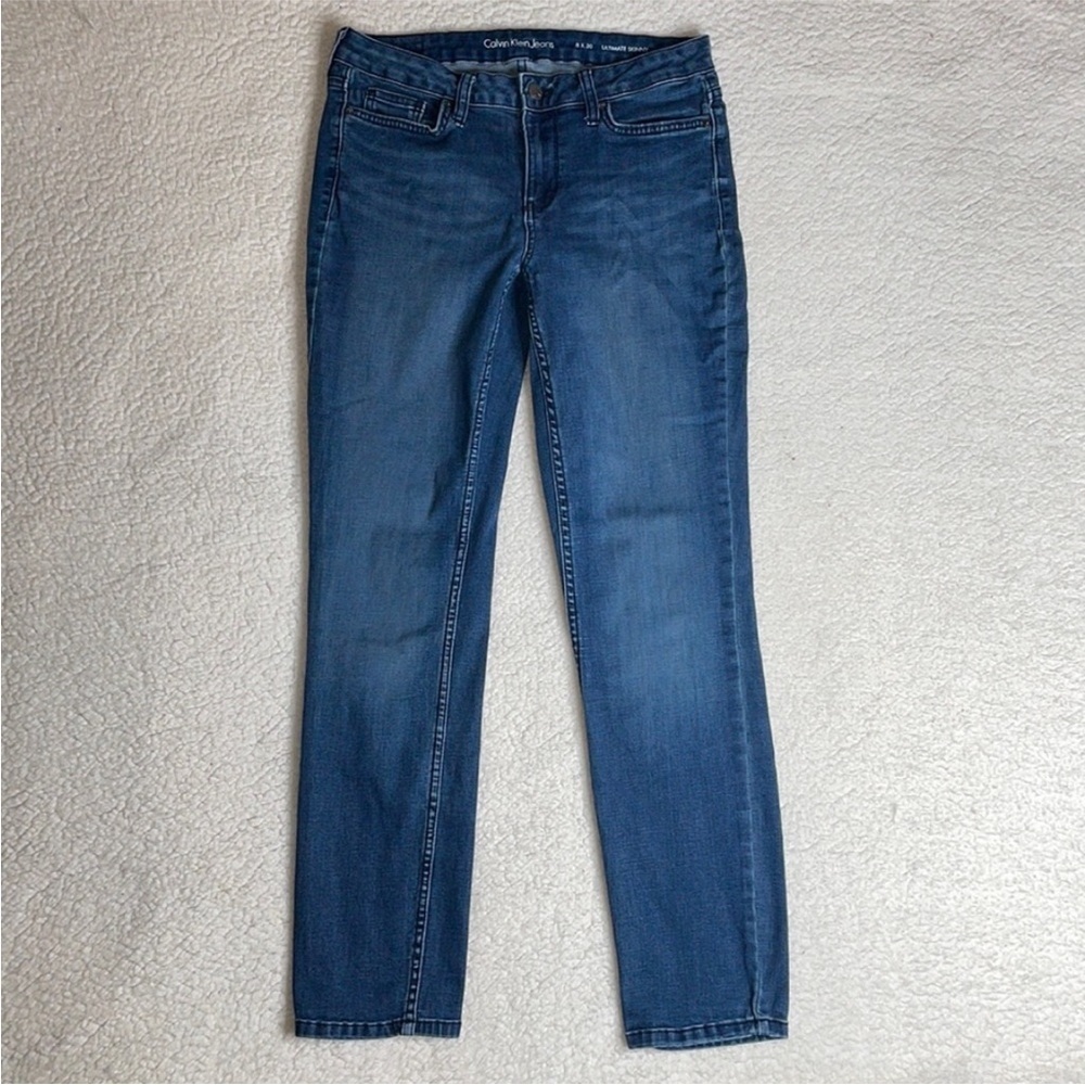 Calvin Klein Jeans Soft Comfy Denim Ultimate Skinny
Size 8 / 30